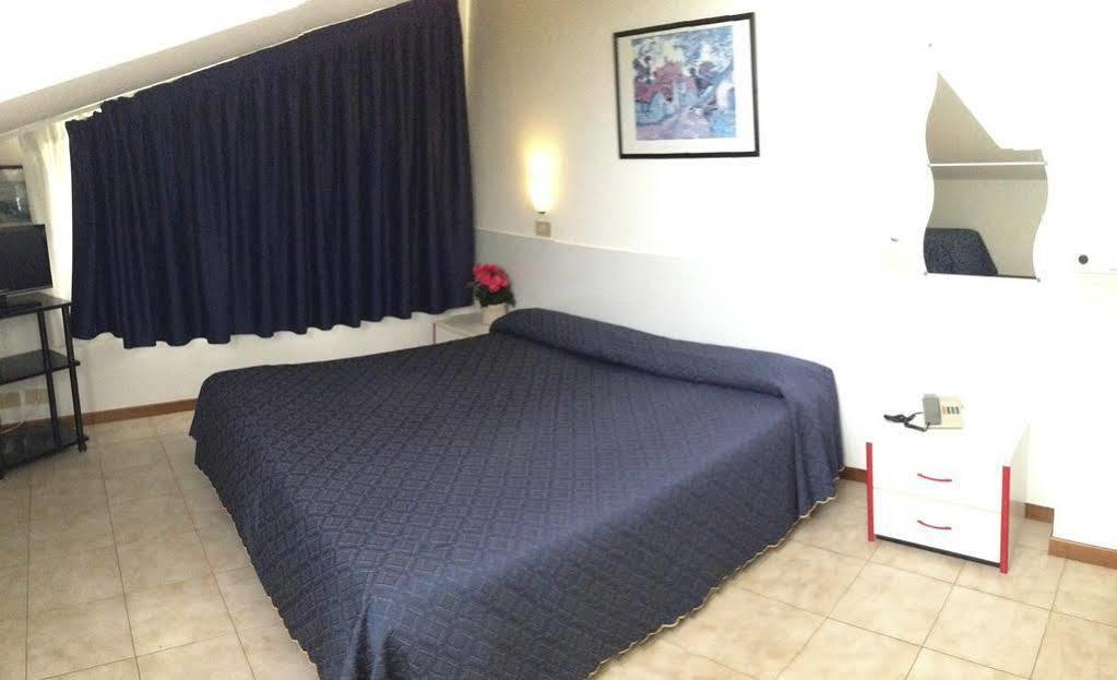 Hotel Zodiaco Lido di Jesolo Eksteriør bilde