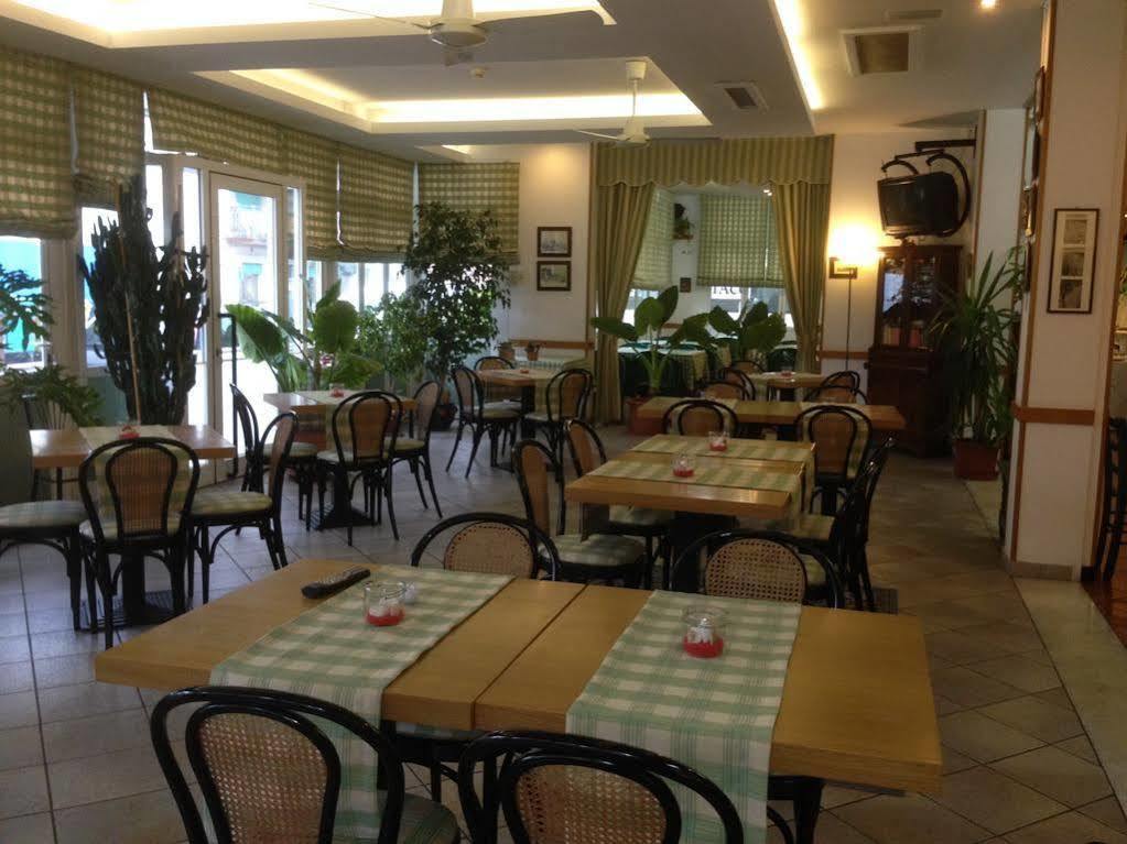 Hotel Zodiaco Lido di Jesolo Eksteriør bilde