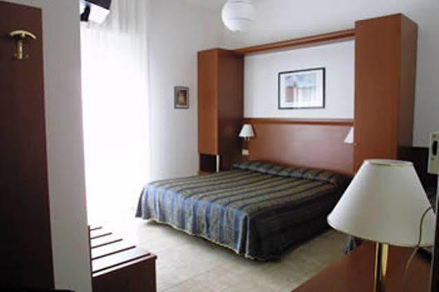 Hotel Zodiaco Lido di Jesolo Eksteriør bilde